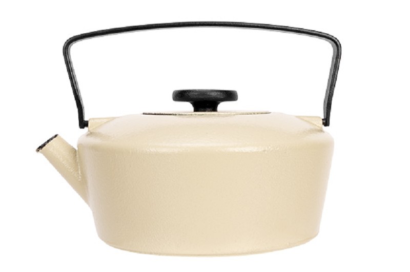 Charlie teapot 0.7L cast iron